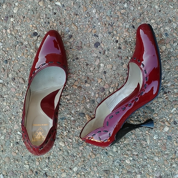 John Fluevog Red Stiletto Heels - Picture 5 of 11